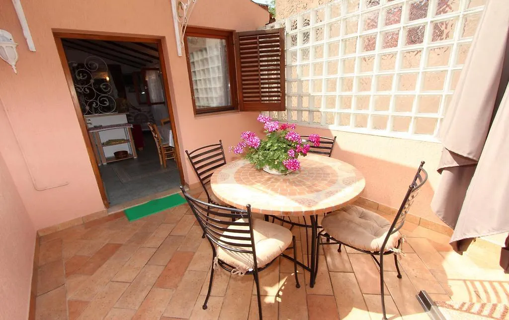 Apartments Villa Lucu Rovinj 0*,  Croatia