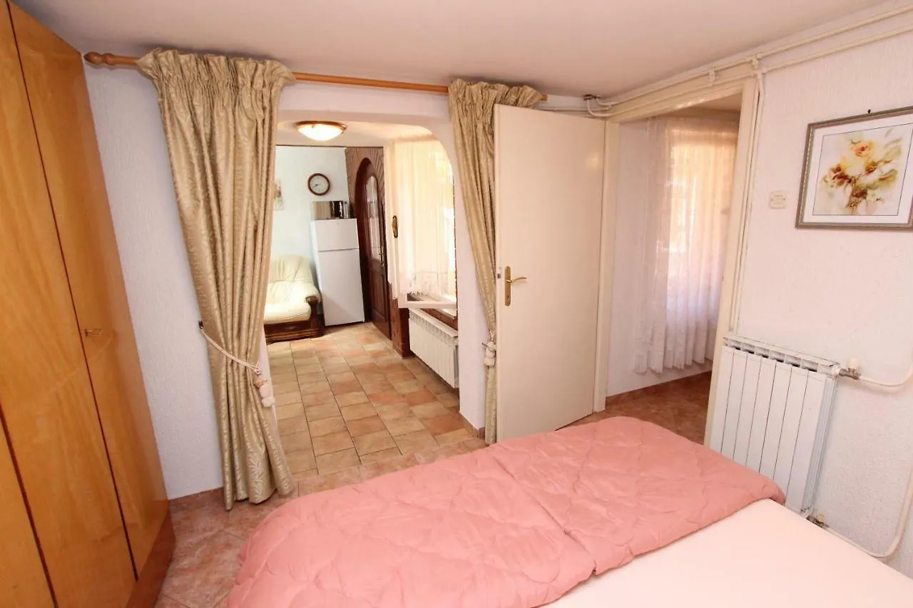 Apartments Villa Lucu Rovinj Croatia